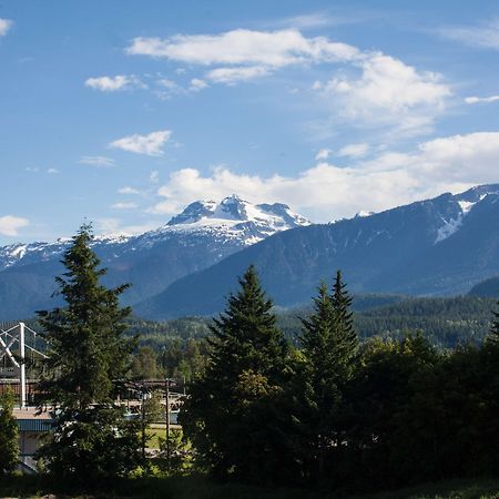 Best Western Plus Revelstoke Exterior photo