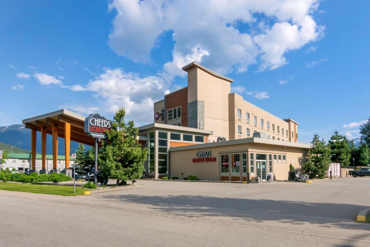 Best Western Plus Revelstoke Exterior photo