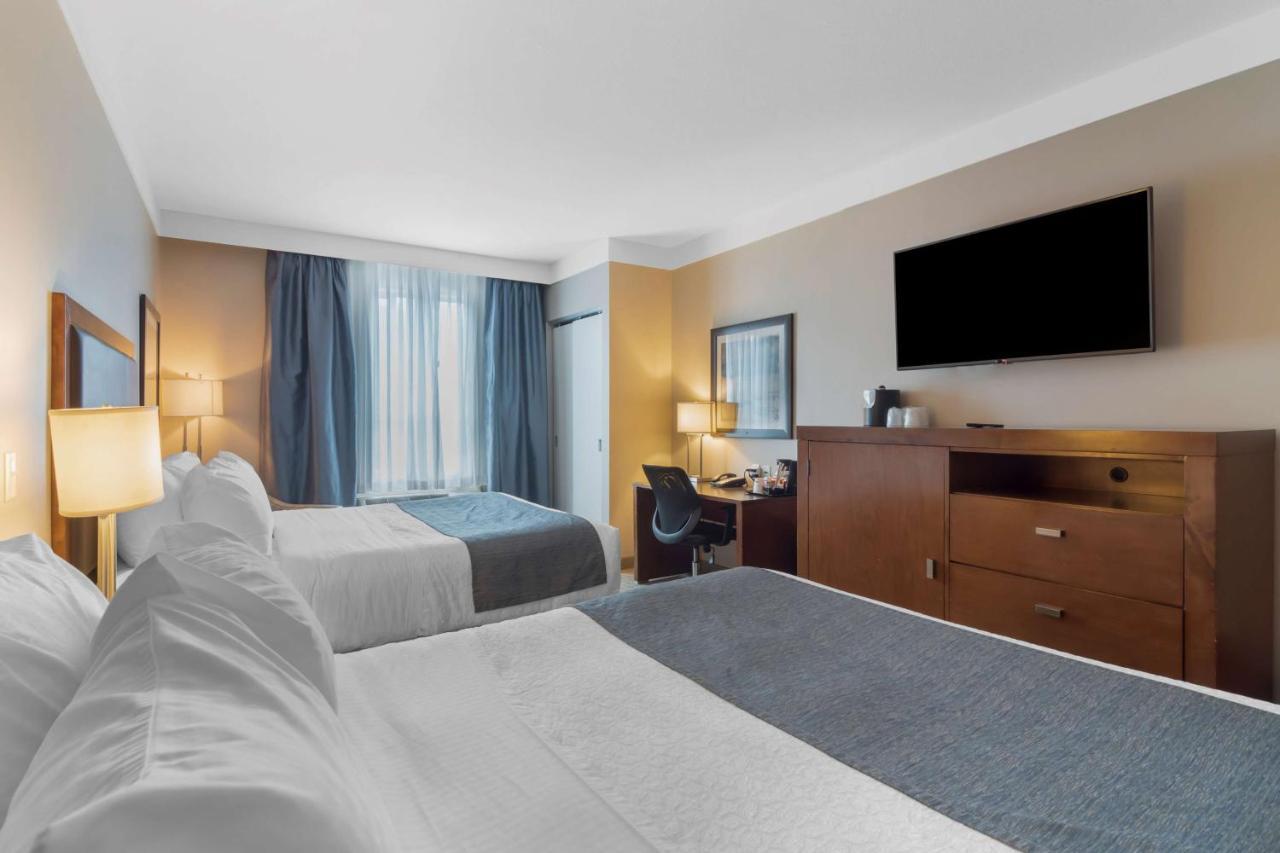 Best Western Plus Revelstoke Exterior photo