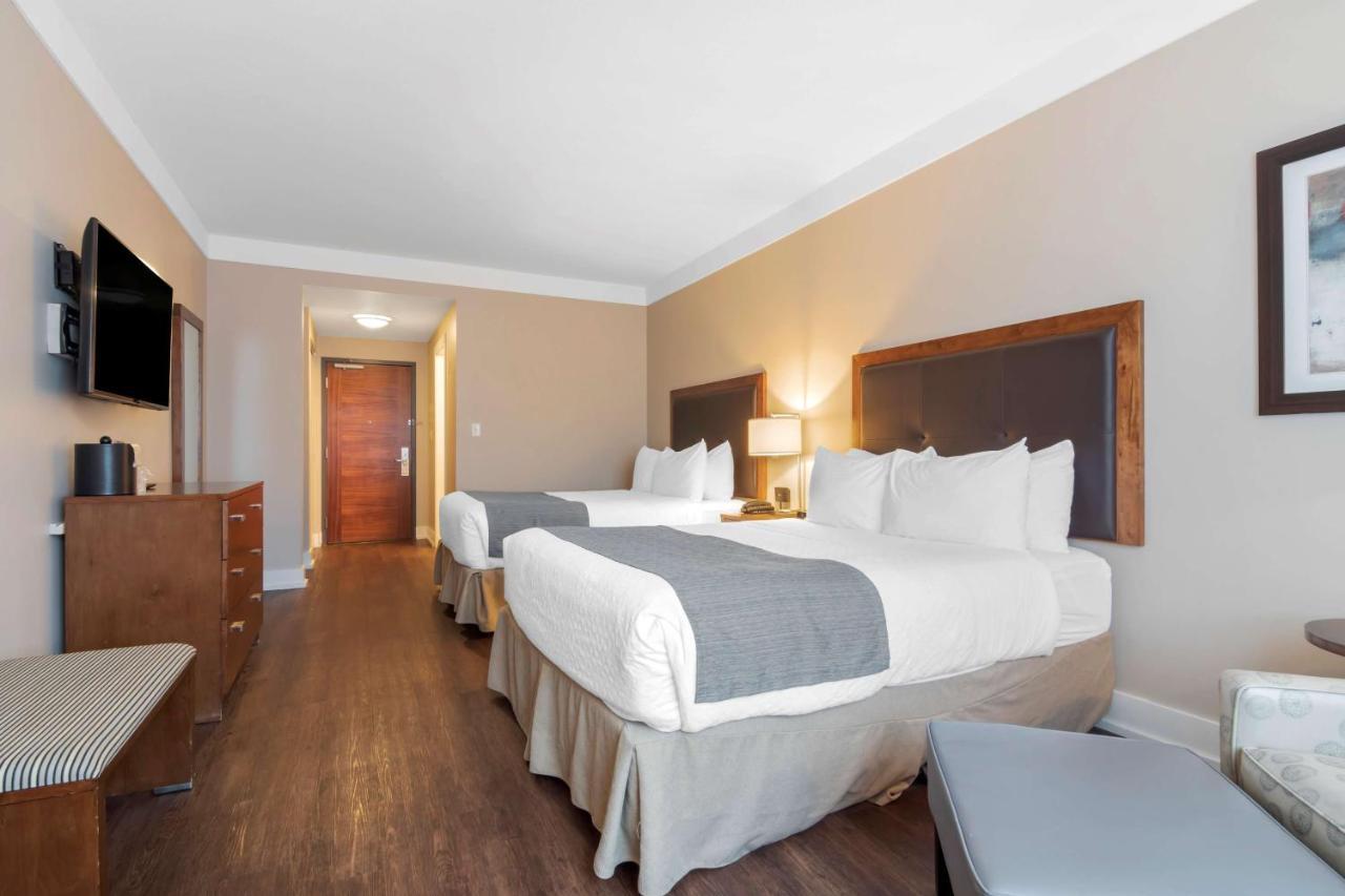 Best Western Plus Revelstoke Exterior photo