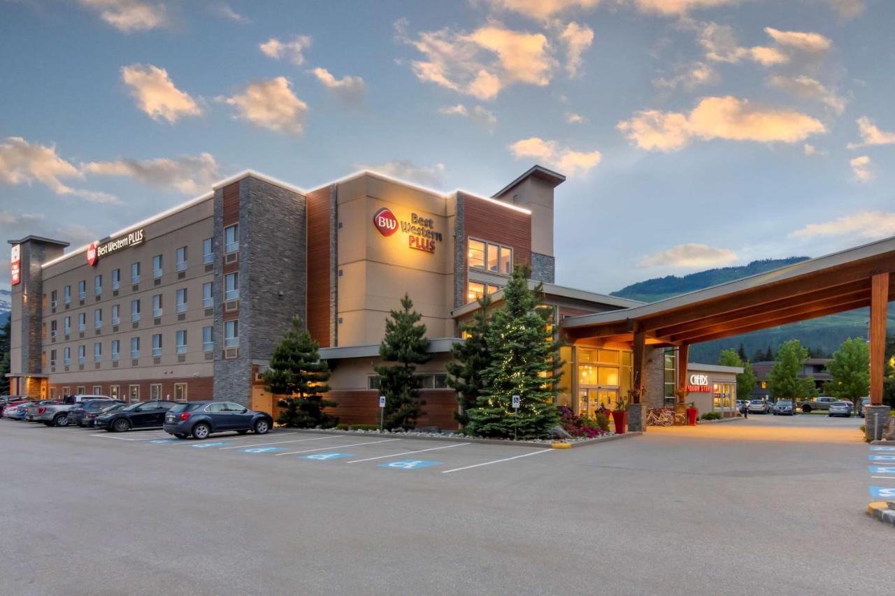 Best Western Plus Revelstoke Exterior photo