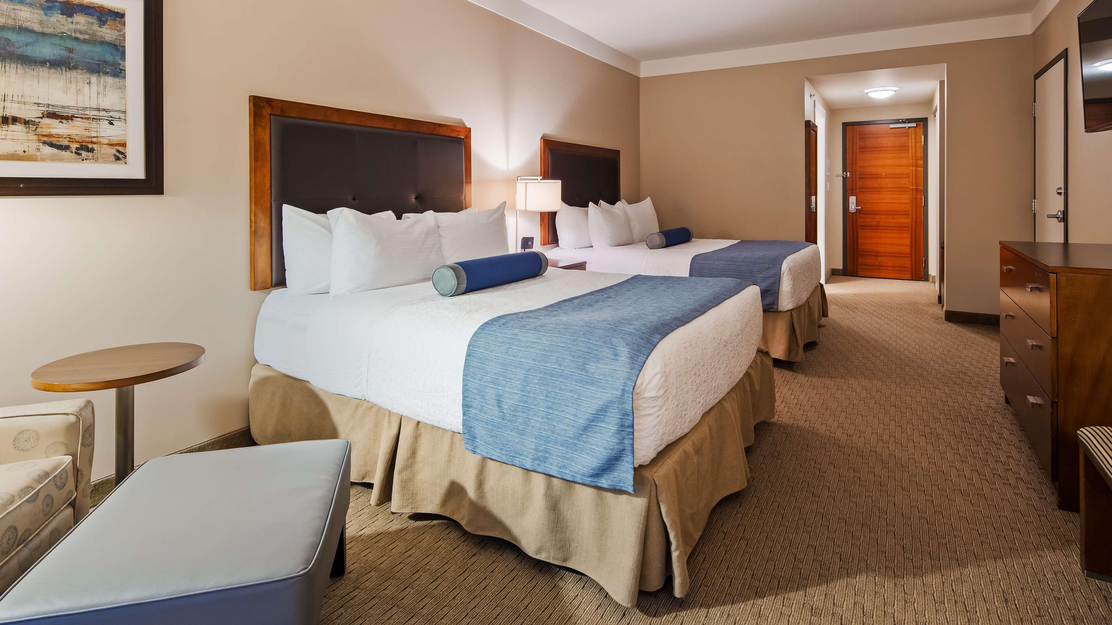 Best Western Plus Revelstoke Exterior photo