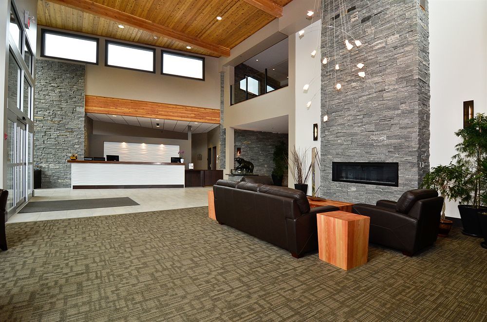 Best Western Plus Revelstoke Exterior photo
