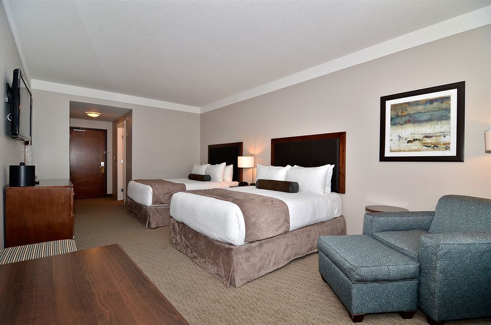 Best Western Plus Revelstoke Exterior photo
