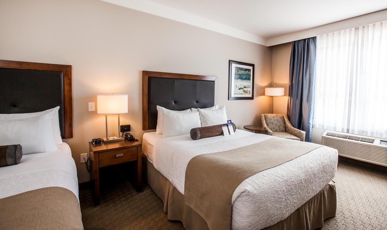Best Western Plus Revelstoke Exterior photo