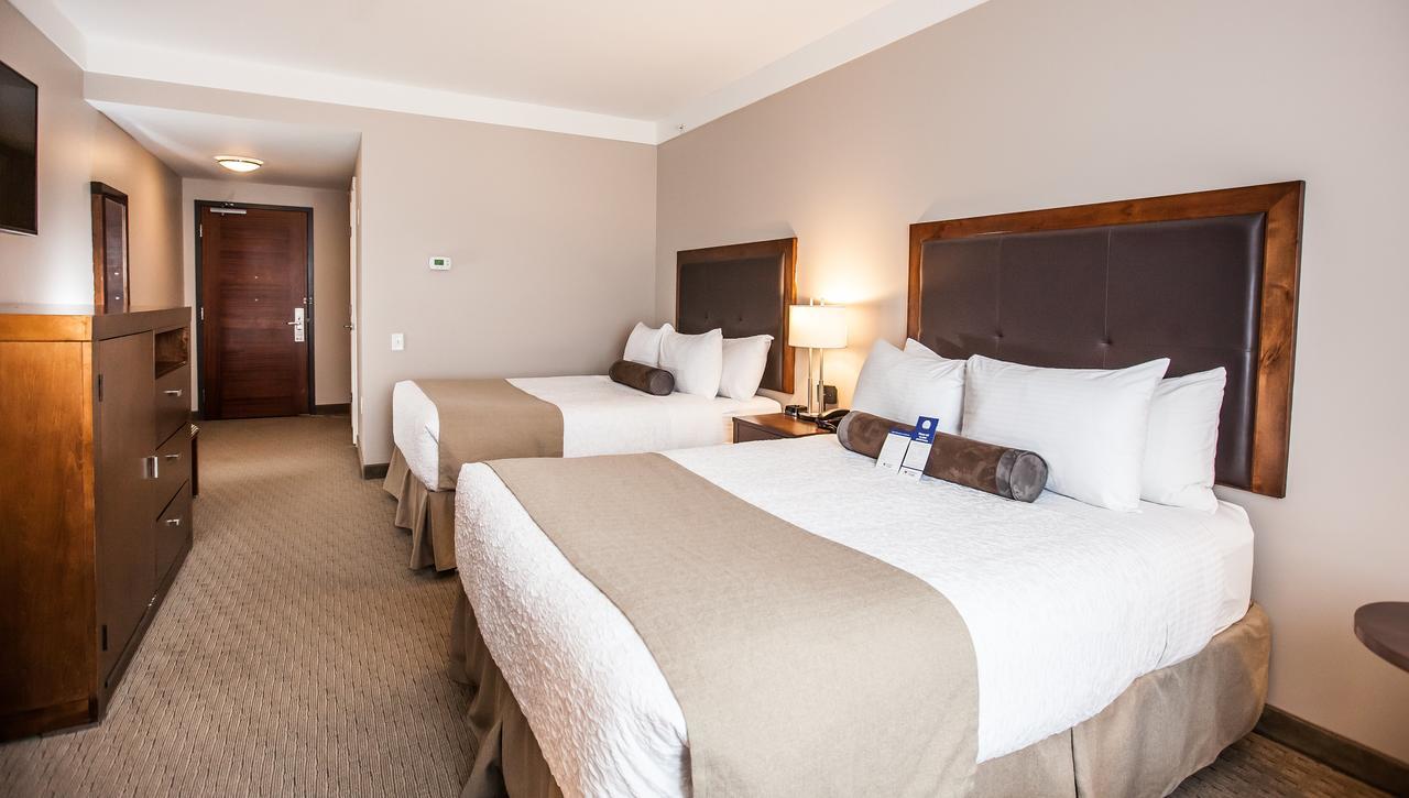 Best Western Plus Revelstoke Exterior photo