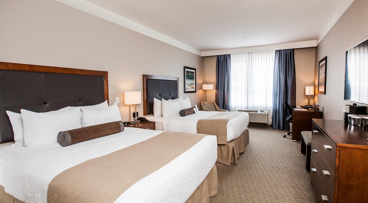 Best Western Plus Revelstoke Exterior photo