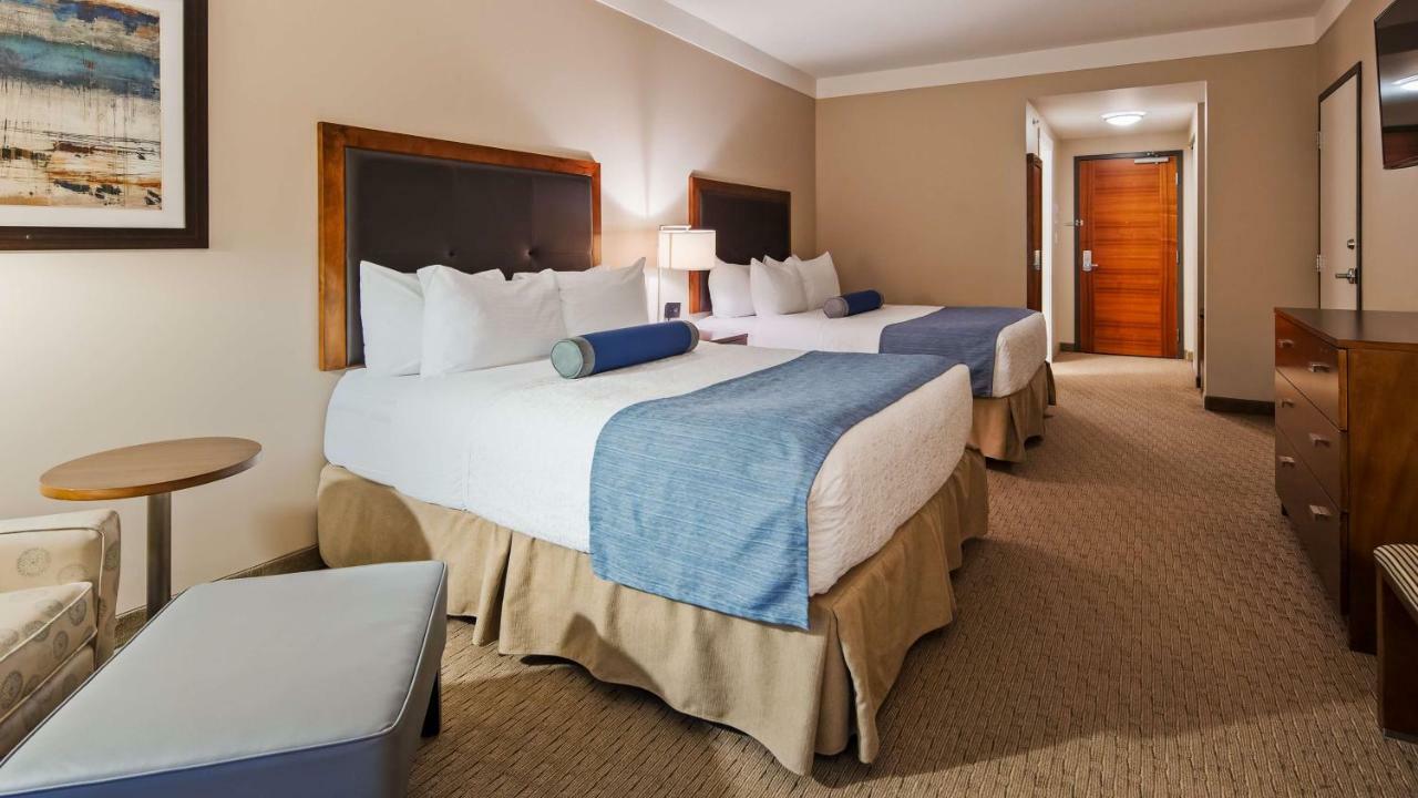 Best Western Plus Revelstoke Exterior photo